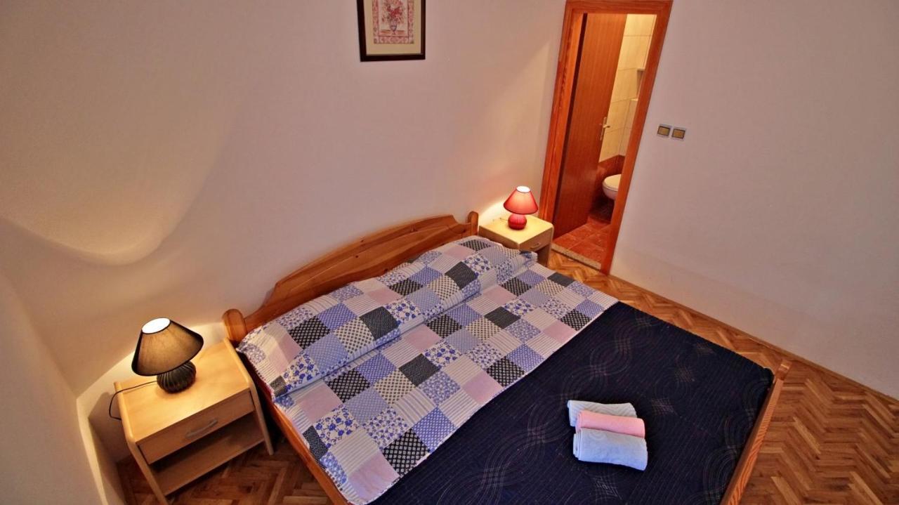 Apartments Iko Omiš Kültér fotó